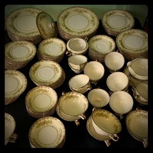 76 pc Noritake Meito China Set